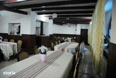 Casă cu 6 camere cu Teren 1359 Mp în Girișu de Criș - 16