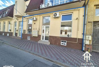 Spațiu comercial, de 67 mp, în Central