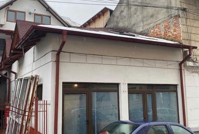 Spațiu comercial, în Central - 1