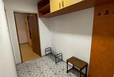 Garsonieră decomandată în Brâncoveanu