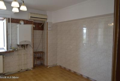 Apartament cu 4 camere decomandat în Central - 11