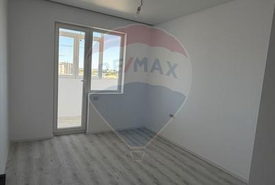 Apartament cu 2 camere semidecomandat în Sălaj - 8