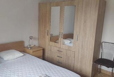 Apartament cu 4 camere semidecomandat în Dorobanți