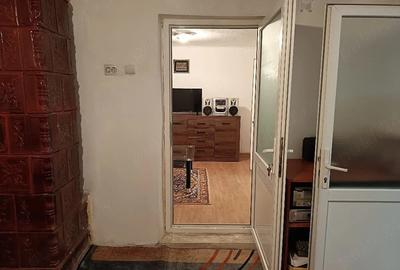 Casă cu 5 camere cu Teren 370 Mp în Lumina