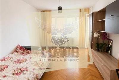 Apartament cu 3 camere decomandat în Mihai Viteazul
