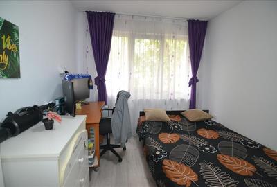 Apartament cu 2 camere semidecomandat în Tractorul - 2