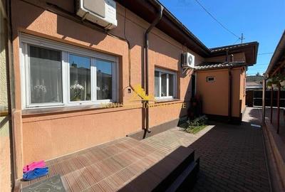 Casă individuală cu 6 camere cu Garaj în Central - 1