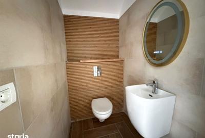 Casă cu 4 camere cu Teren 170 Mp în Central
