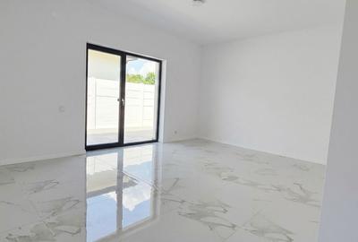 Casă cu 4 camere semidecomandat cu Teren 350 Mp în Clinceni - 10