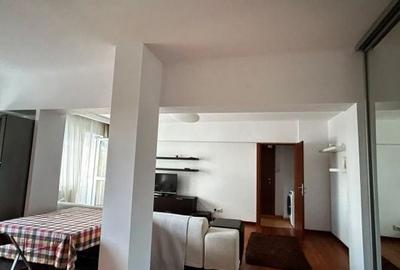 Apartament cu 2 camere semidecomandat în Muncii