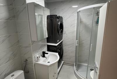 Apartament cu 3 camere în Micro 16 - 16