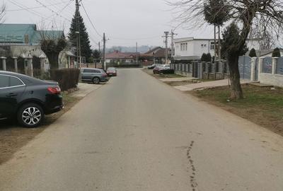 Casă cu 3 camere cu Teren 372 Mp în Central - 9