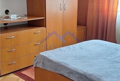 Apartament cu 3 camere în Cetate - 2