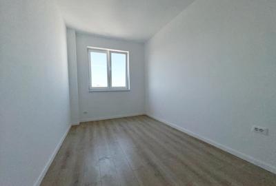 Penthouse cu 3 camere semidecomandat în Aradului - 4