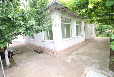 Casă individuală cu 3 camere cu Teren 1000 Mp în Vânători