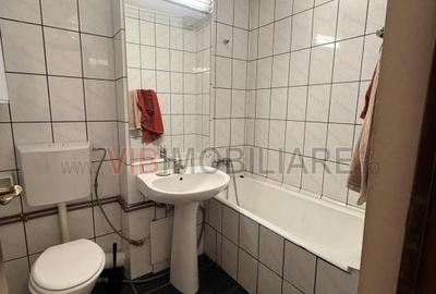 Apartament cu 4 camere decomandat în Ștefan cel Mare - 8