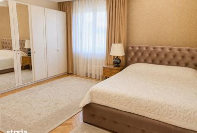 Casă cu 7 camere cu Teren 1200 Mp în Ferneziu - 4