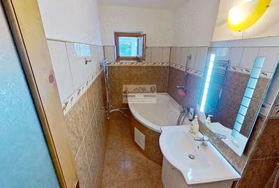 Apartament cu 3 camere decomandat, mobilat în Sud - 7