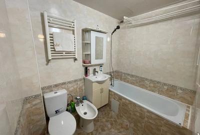 Garsonieră decomandată în Vitan