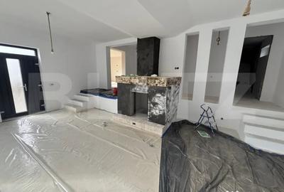 Casă cu 3 camere cu Teren 610 Mp în Central - 2