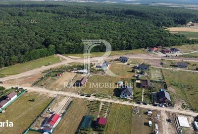 Teren de 1111 mp, în Oșorhei - 7