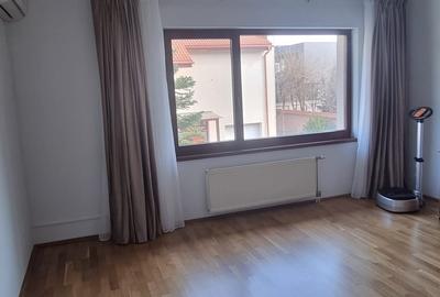 Casă individuală cu 5 camere cu Canalizare în Nord-Vest - 10