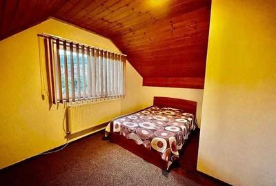Casă cu 3 camere cu Teren 200 Mp în Central