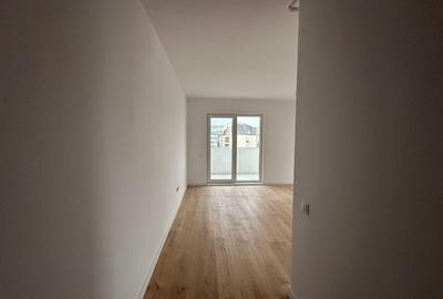 Apartament cu 3 camere semidecomandat în Florești - 6