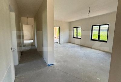 Casă individuală cu 4 camere cu Canalizare în Corușu - 14