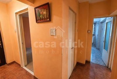Apartament cu 2 camere decomandat în Micro 13 - 4