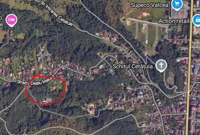 Teren de 3500 mp, în Dealul Malului