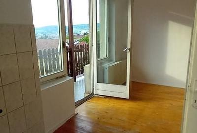 Apartament cu 5 camere în Central - 2