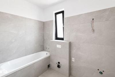 Casă cu 3 camere cu Teren 265 Mp în Sânmihaiu Român