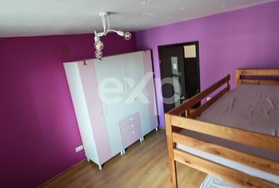 Apartament cu 3 camere decomandat, mobilat în Tractorul - 10