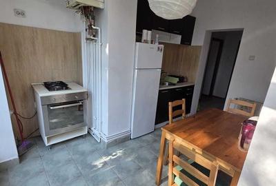 Apartament cu 2 camere decomandat, mobilat în Câmpia Libertății