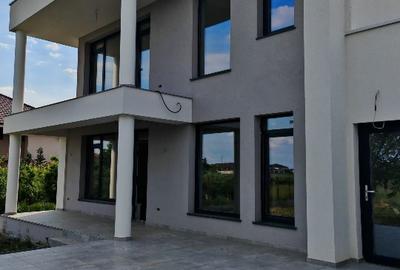 Casă individuală cu 5 camere cu Teren 618 Mp în Dumbrăvița