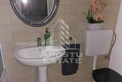 Garsonieră decomandată în Lipovei