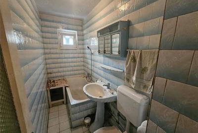 Apartament cu 2 camere nedecomandat, mobilat în Micro II - 13