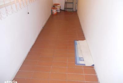 Apartament cu 3 camere decomandat în Central - 11