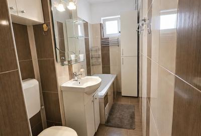 Apartament cu 3 camere semidecomandat, mobilat în Casa de Cultură - 6