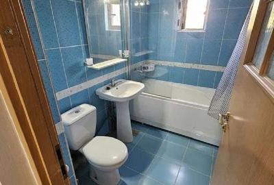 Apartament cu 2 camere decomandat în Nicolina
