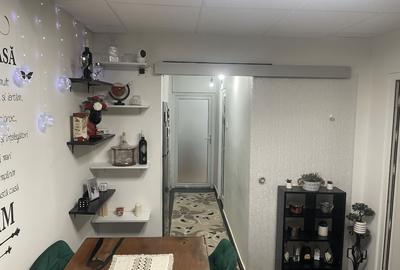 Apartament cu 3 camere decomandat, mobilat în UTA - 2
