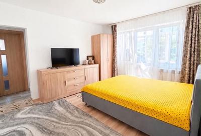 Apartament cu 2 camere decomandat în Central - 1