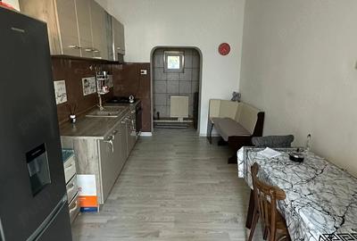 Casă cu 2 camere cu Teren 170 Mp în Central
