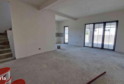 Casă cu 4 camere în Ciarda Roșie - 3