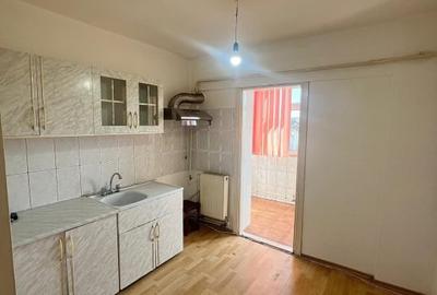 Apartament cu 2 camere decomandat, mobilat în Exterior Est