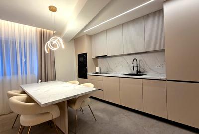Apartament cu 3 camere semidecomandat, mobilat în Zorilor - 2