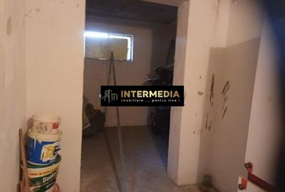 Birou, de 20 mp, în Cetate - 11