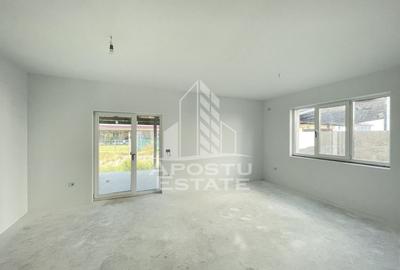 Duplex cu 4 camere cu Canalizare în Covaci - 1