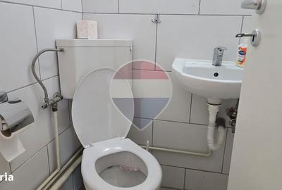 Spațiu comercial, de 10 mp, în Drumul Taberei